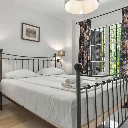 Stunning In Historic Center By Costarentals - Mal05 Apartment
