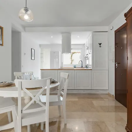 Stunning In Historic Center By Costarentals - Mal05 Apartment Málaga